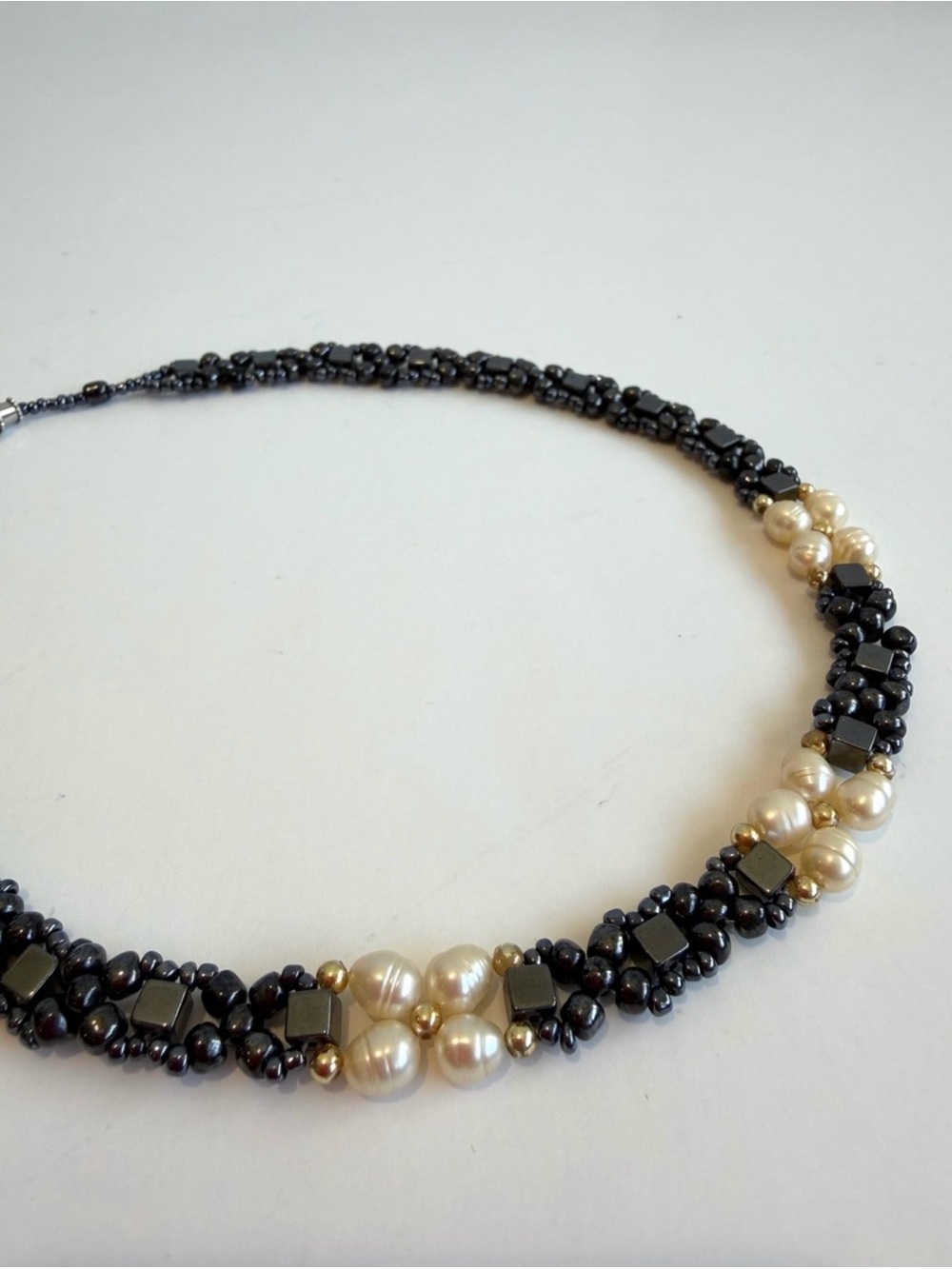 Handcrafted Hematite and Freshwater Pearl Choker/Collar Necklace - Picture 6 of 10